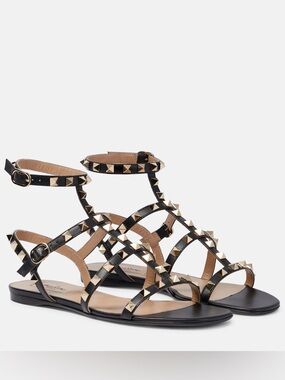 Valentino Garavani Rockstud Gladiator Sandals Black Leather Strappy Flat Sandals
